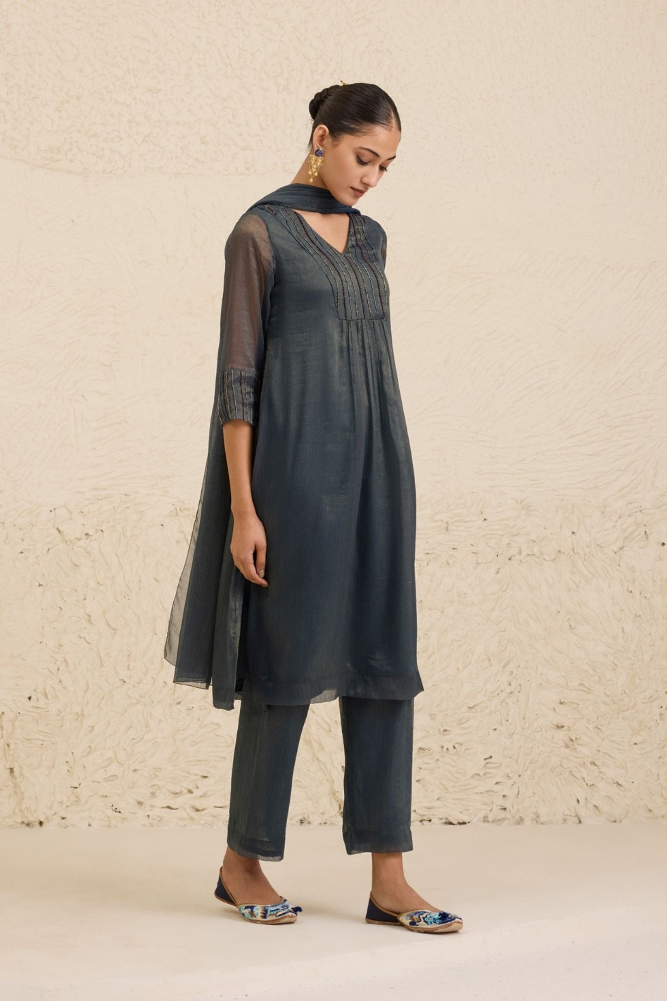 Veda Kurta Set