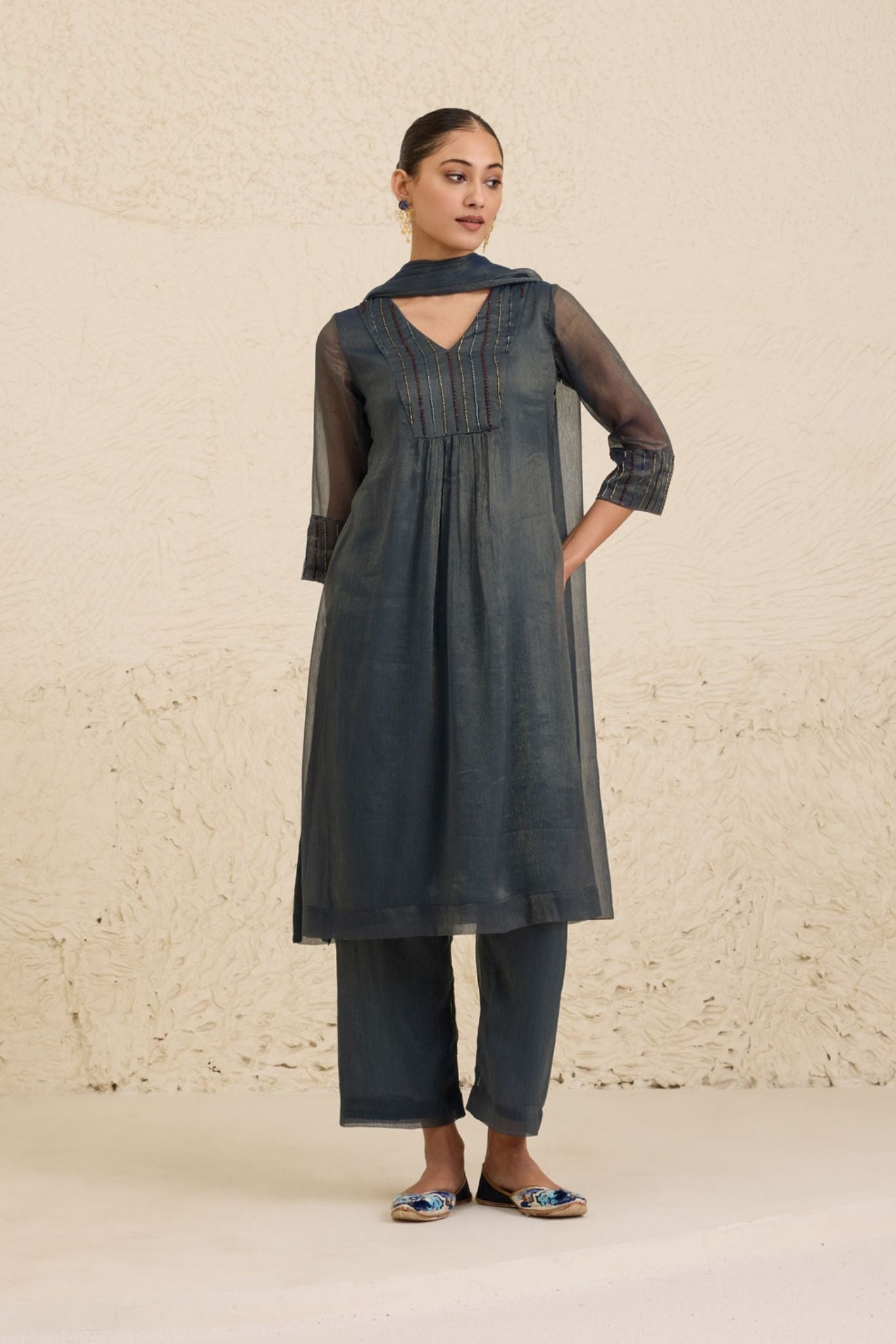 Veda Kurta Set