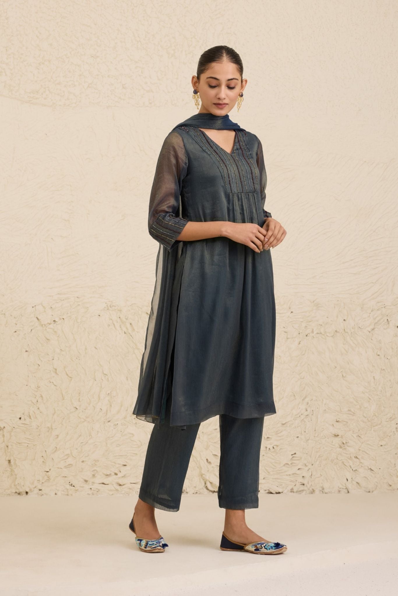 Veda Kurta Set