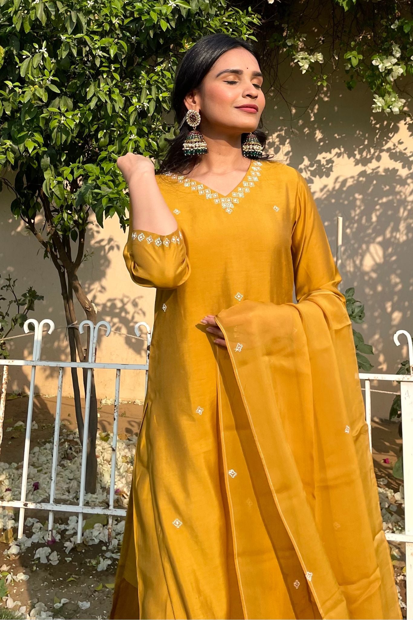 Satin Sheen Gold Kurta Set - House of Ayuda