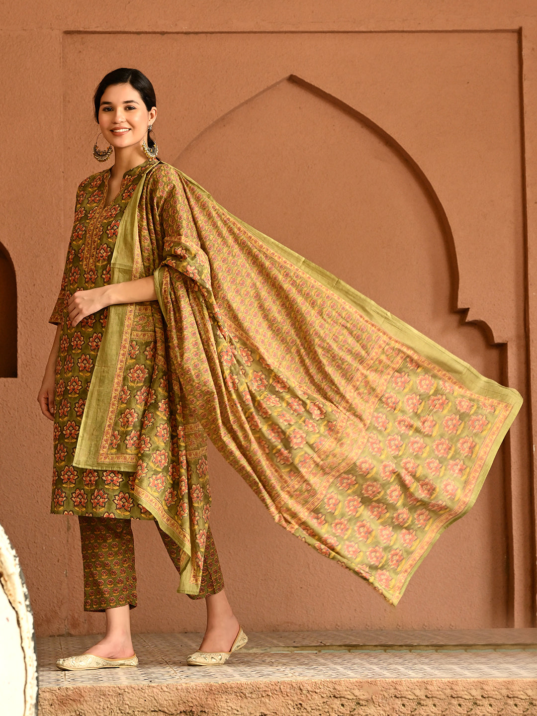 Green Floral Cotton Straight Kurta Pant Dupatta Set