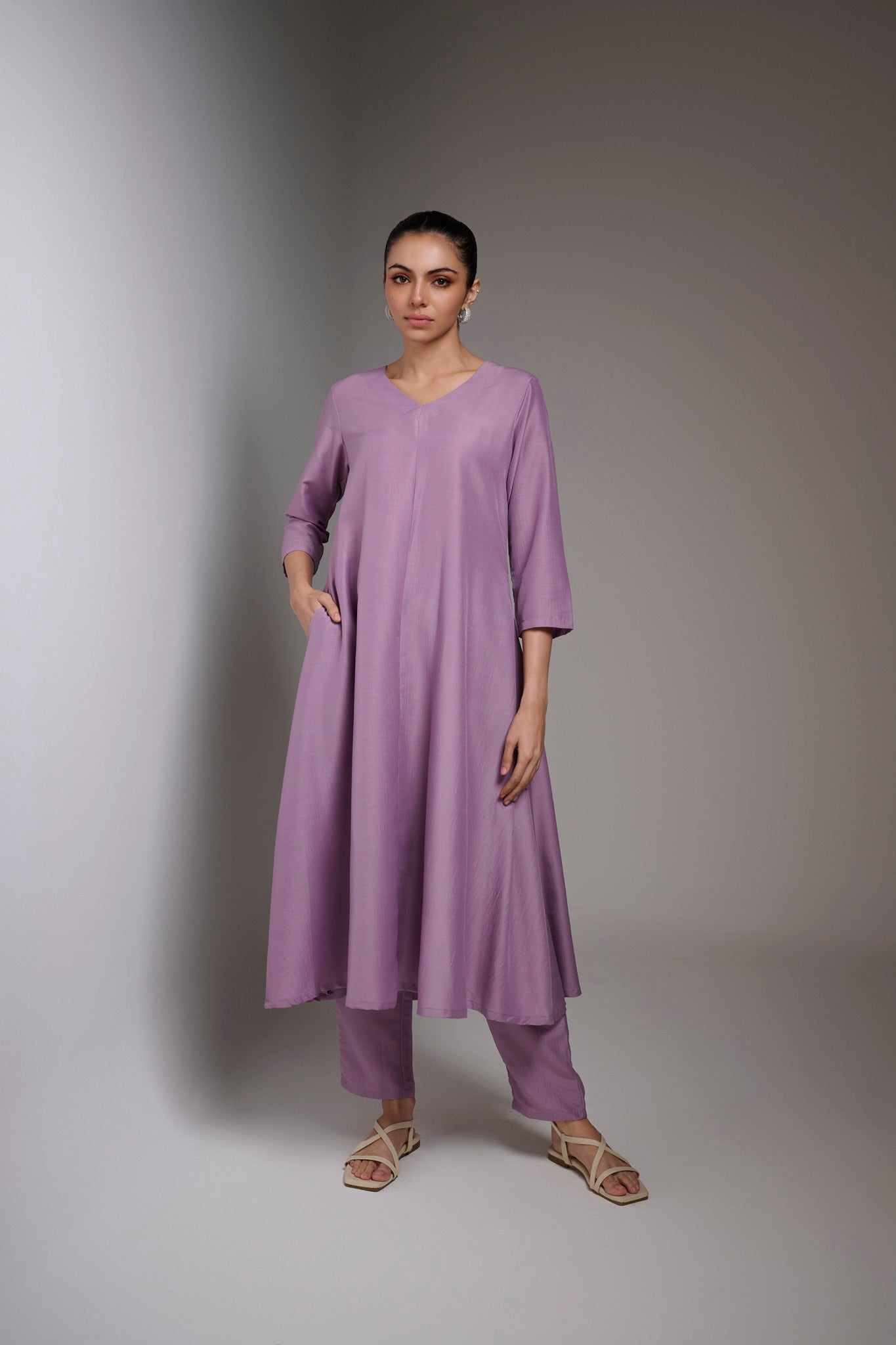 Naisha Kurta Set