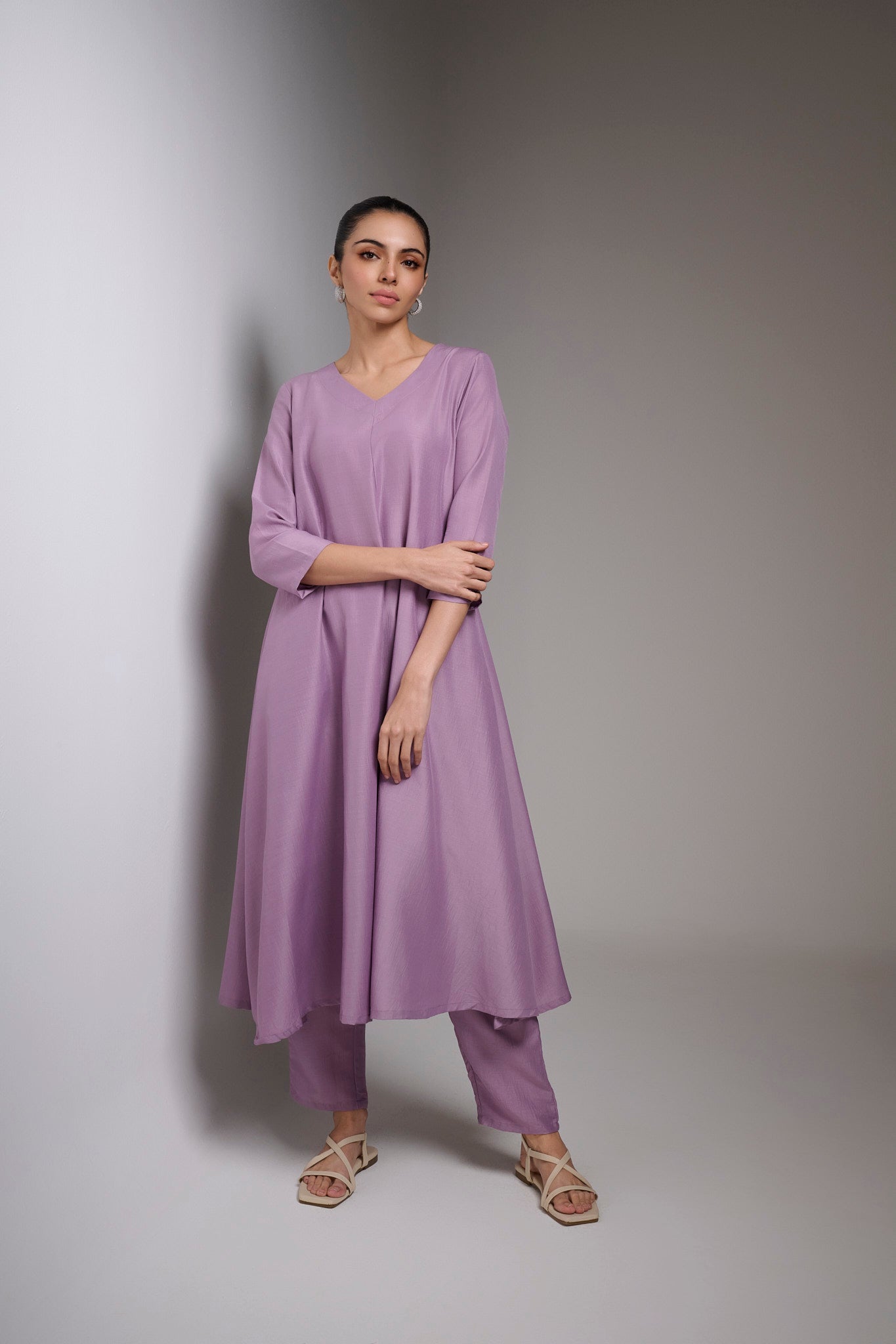 Naisha Kurta Set