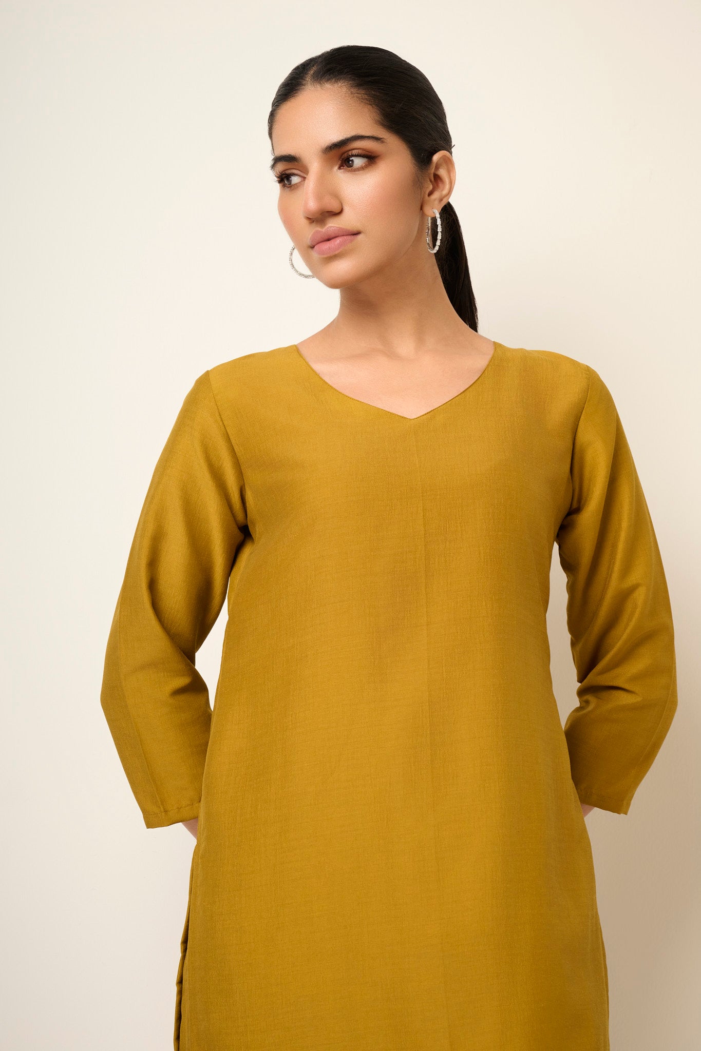 Esha Kurta Set