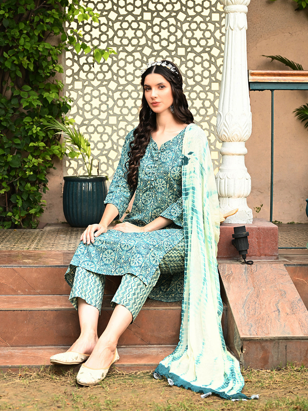 Mihika Kurta Pant Dupatta Set