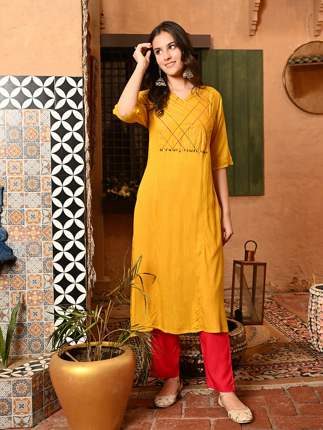 Aarohi Kurta Pant Set