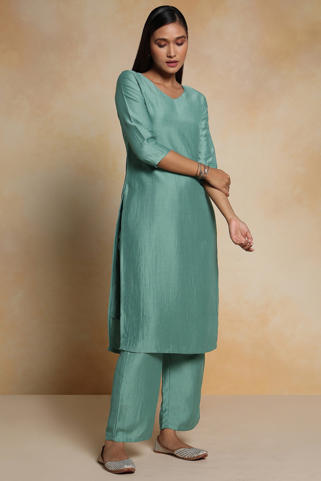 Ruhi Kurta Set - House of Ayuda