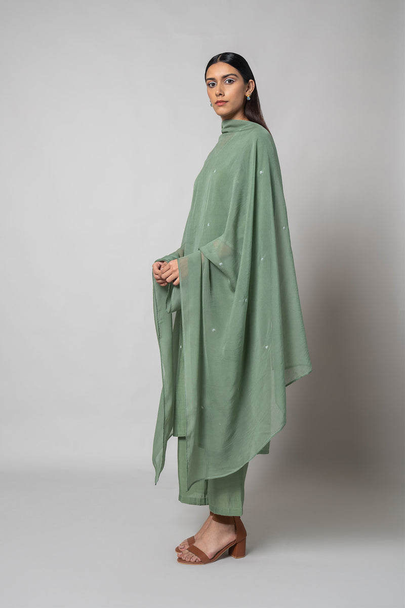 Spanish Green Hand Embroidered-Silk Kurta Set - House of Ayuda