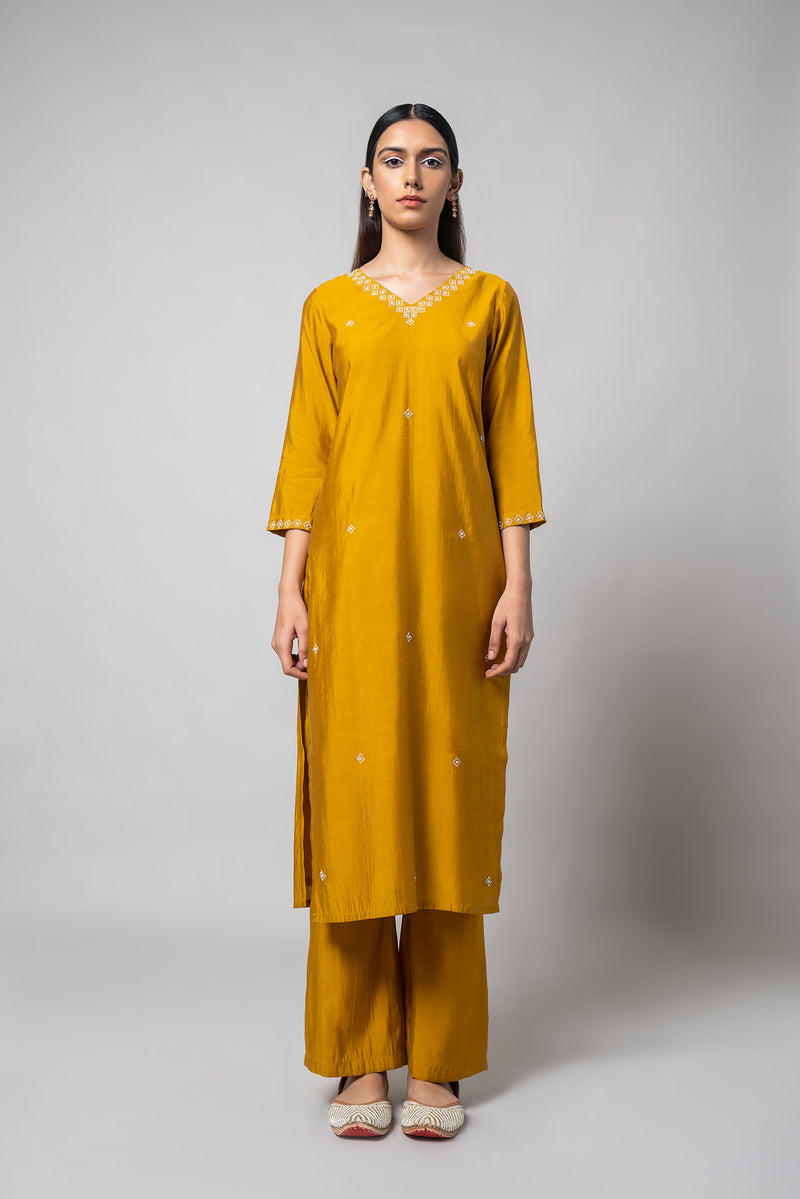 Satin Sheen Gold Silk Kurta Set - House of Ayuda